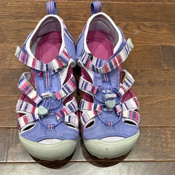 Keen Newport H2 Hiking Outdoor Waterproof Hook Loop Purple Kids 5 - Picture 1 of 11